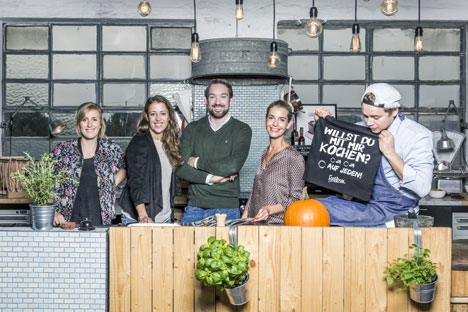Das Kernteam rund um Foodboom: Simone Neufing, Mateja Mgel, Sebastian Heinz, Anke Krohmer und Hannes Arendholz (v.l.n.r.)/ Foto: Hubert Burda Media